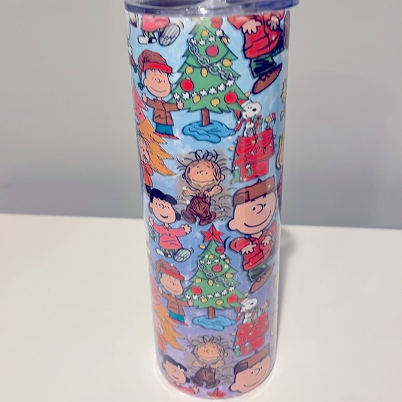 Charlie Brown and Peanuts-themed Christmas 20 oz Tumbler - New - Picture 2 of 2